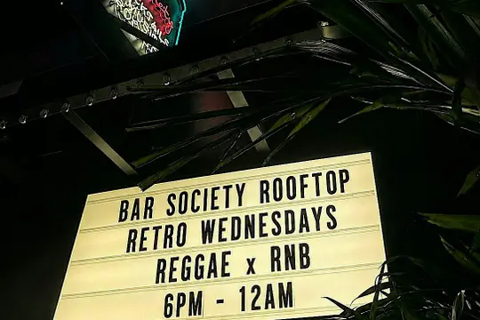 Retro Wednesdays: Reggae x RnB